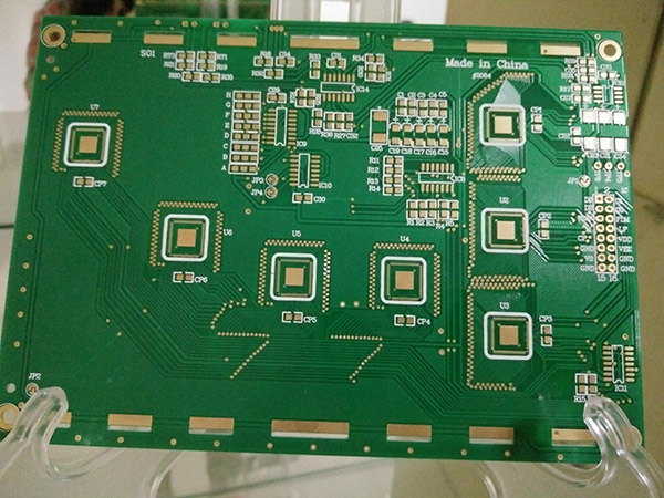 PCB加工过程中板面起泡的原因有哪些？